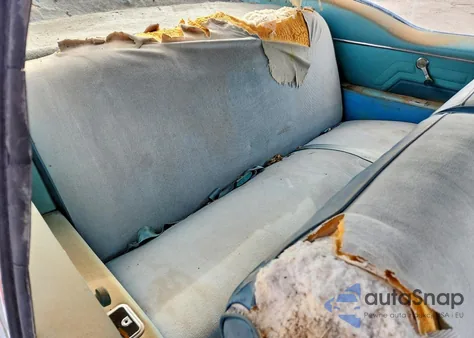 1967 Oldsmobile Delmont 88 z USA, uszkodzony, nr VIN 356877C111460